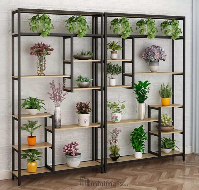 Serbaguna Saat Menggunakan Partisi Besi Hollow Minimalis Sebagai Sekat