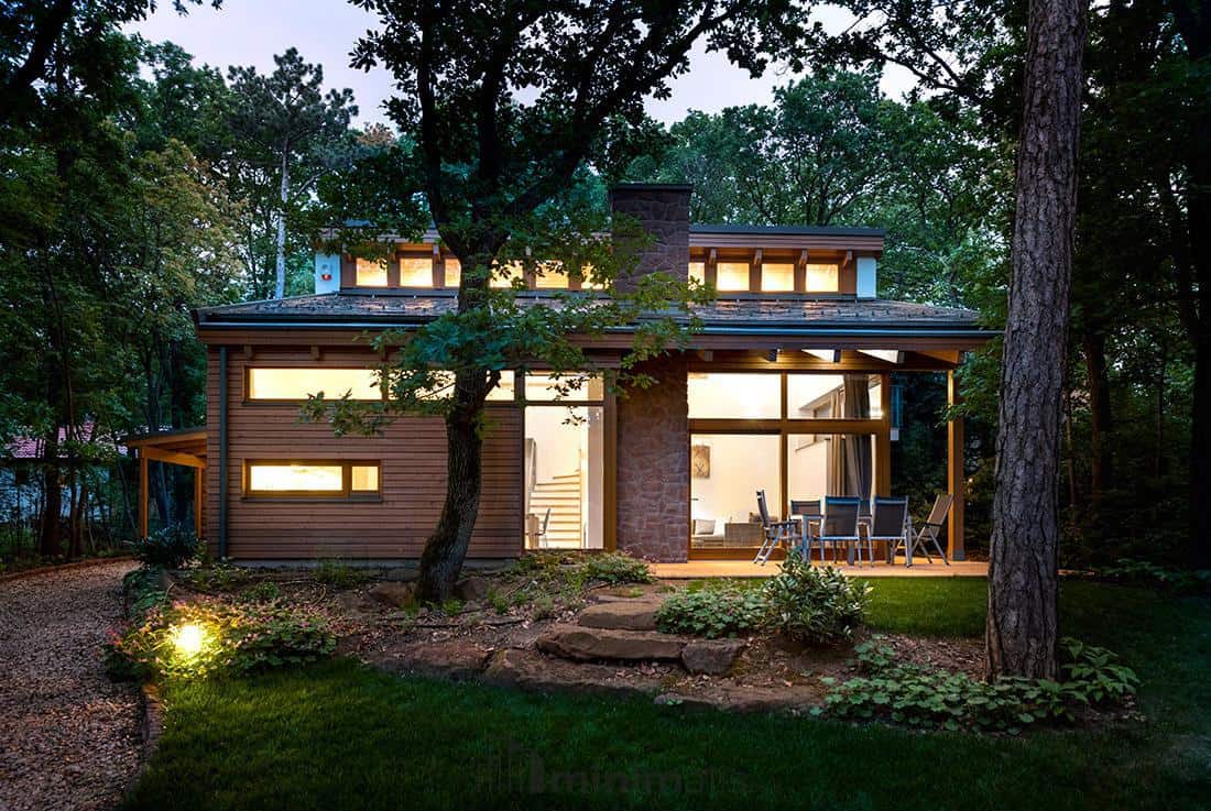 Rumah Hutan Minimalis