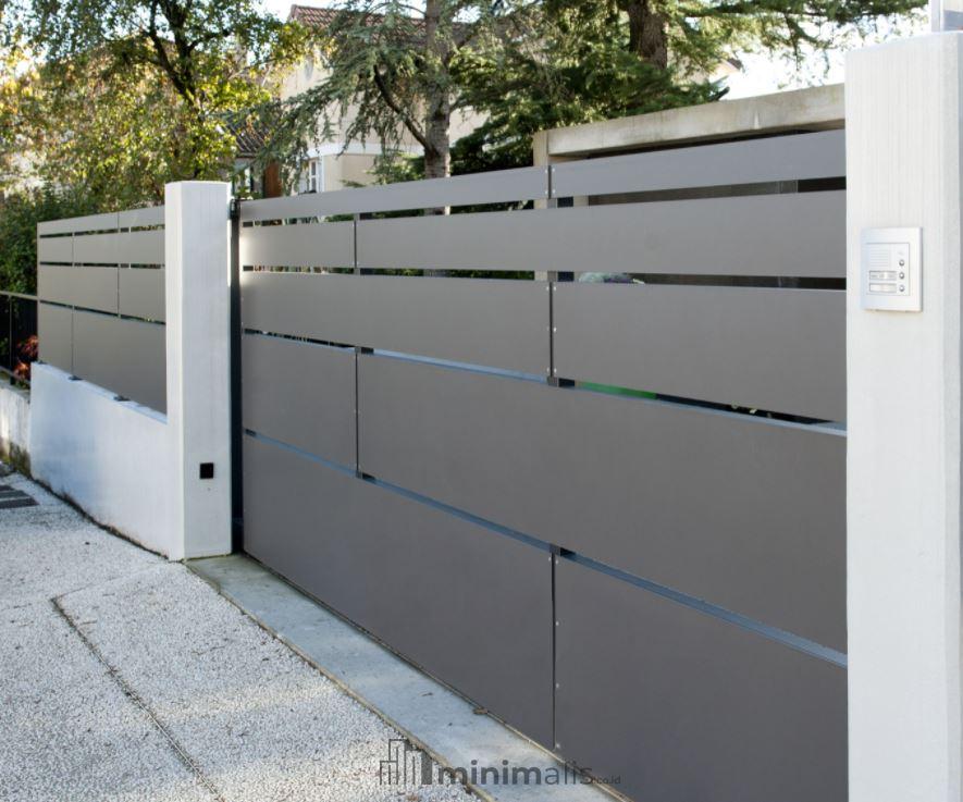 43+ Gambar Pagar Besi Minimalis Kuat di Luar Cantik di Dalam - Minimalist