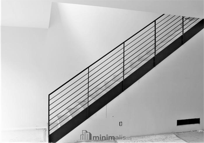38+ Railing Tangga Minimalis Pengaman Sekaligus Mempercantik Rumah ...