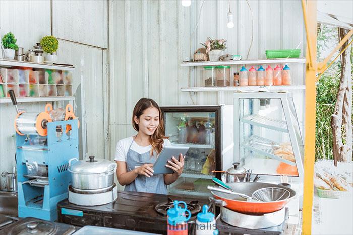 model warung makan sederhana