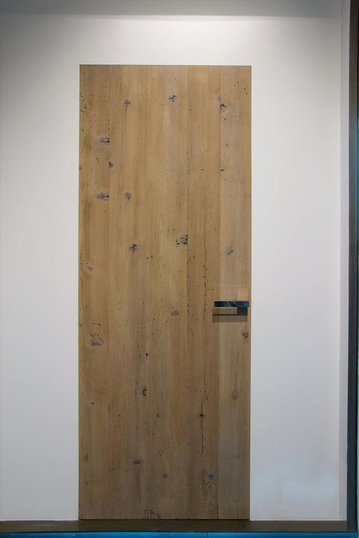 warna pintu kayu
